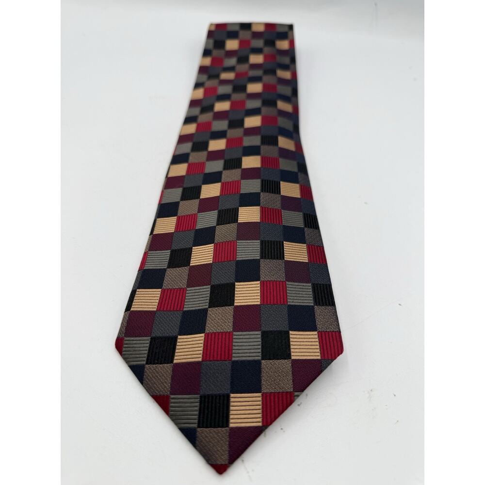 Roberto Villini Collezione Tie 100% Silk Red Tan Gray Checker Pattern Korea
